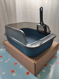 Bild in Galerie-Betrachter laden, EcoCat Litter Set: Large, Thickened Litter Box with High Fence & Scoop
